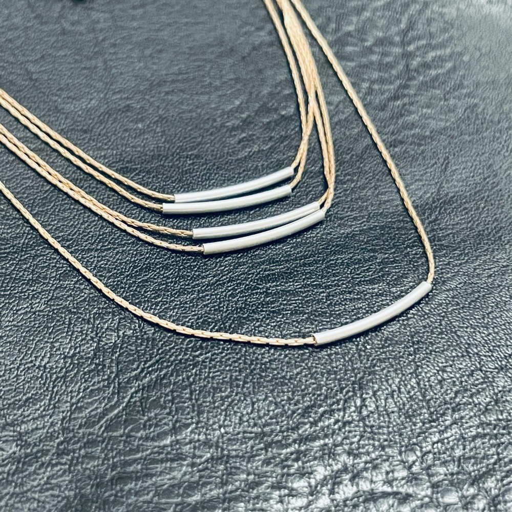 Multi layer Necklace - Picture 3 of 5